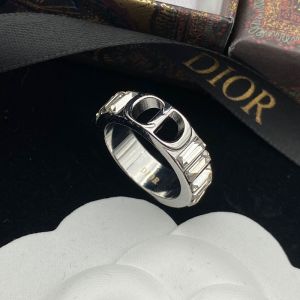 Dior 30 Montaigne Ring Metal with Faceted Crystals Silver